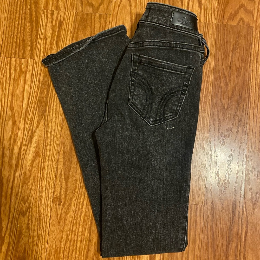 Hollister Women's Dark Gray Skinny Jeans - Picture 2 of 2